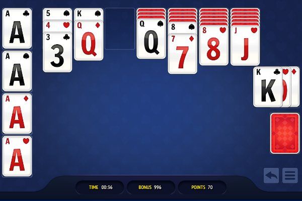 Classic Solitaire Blue 🕹️ 🃏 | Free Cards Puzzle Browser Game - Image 2